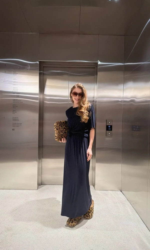 Костюм двойка с юбкой женский (р-р 42-44)