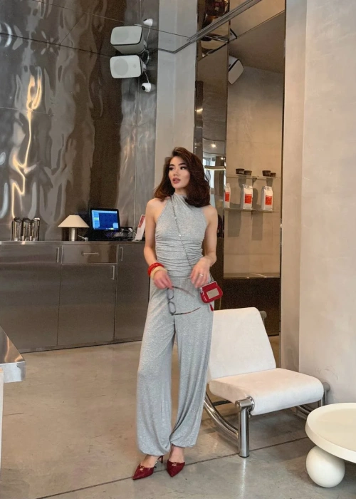 Костюм женский брючный с топом (р-р 42-44)