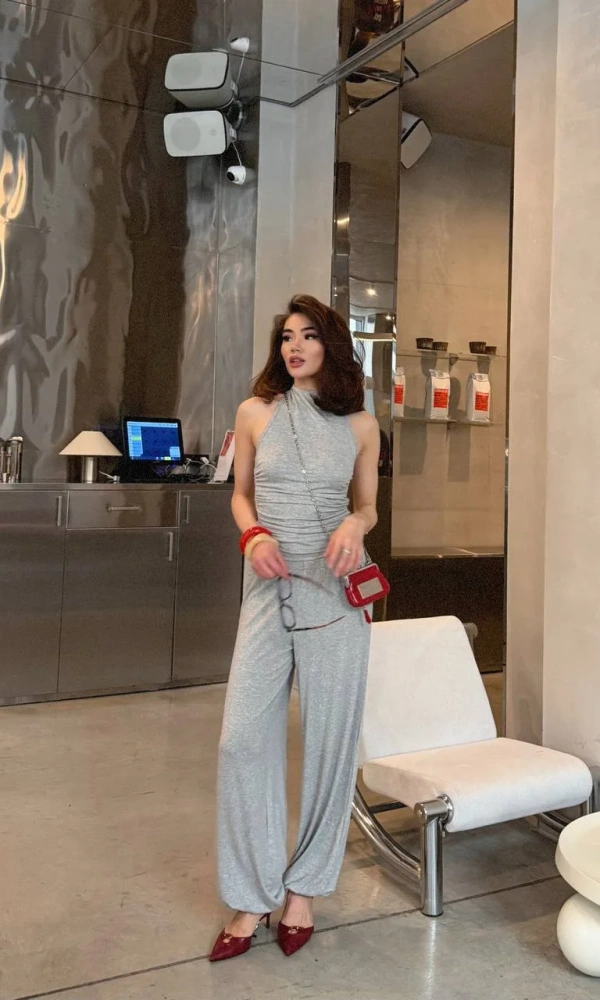 Костюм женский брючный с топом (р-р 42-44)