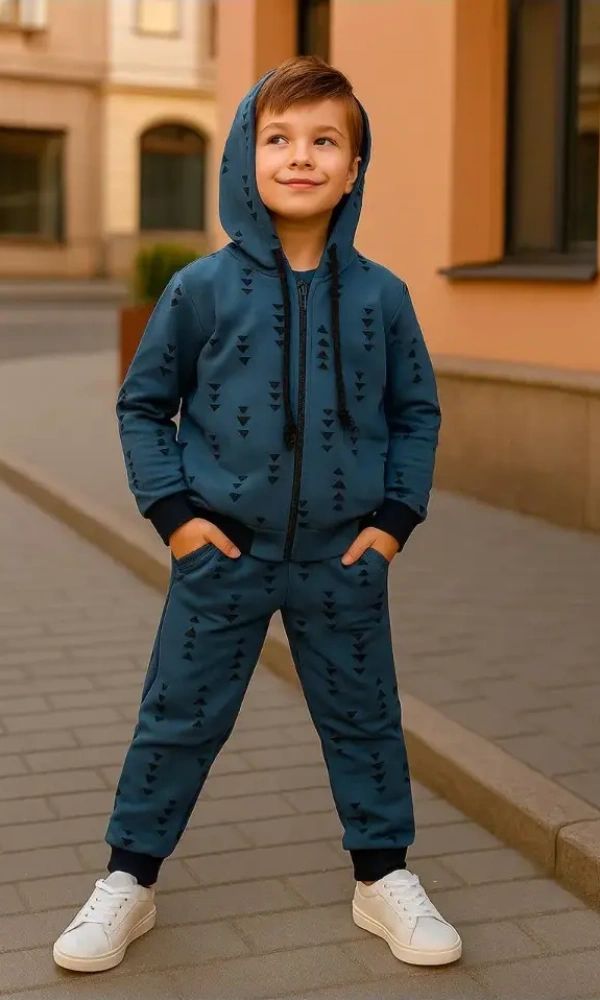 Костюм двойка для мальчика: худи с капюшоном+брюки (р-р 3-7 лет)