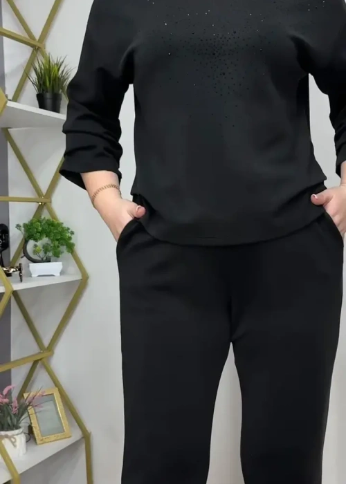 Костюм двойка со стразами женский (р-р 50-54)