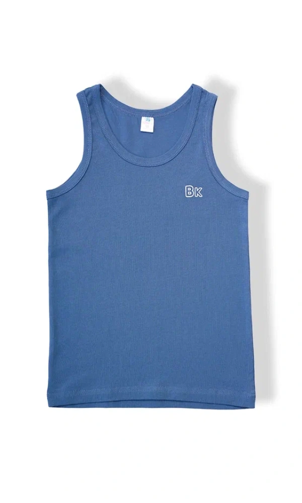 Комплект нижнего белья на мальчика , майка-боксеры ( 3-7лет)