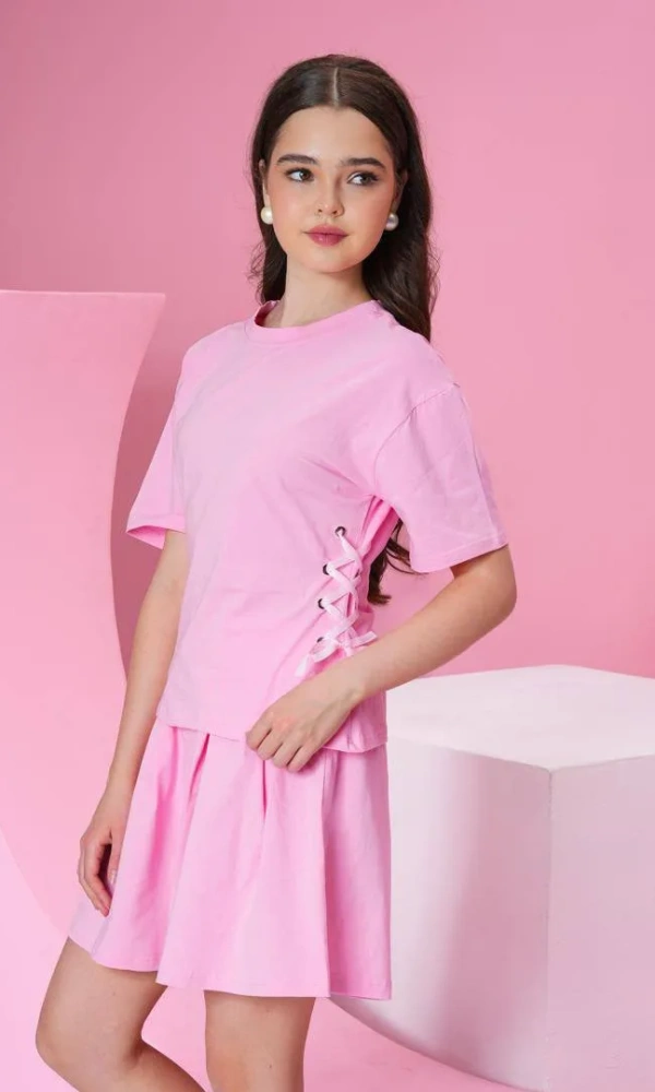 Костюм для девочки, футболка с завязками и шорты (р-р 36-44)