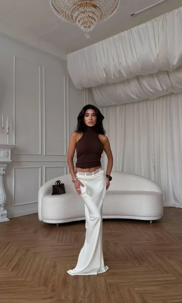 Юбка шёлковая с кружевной отделкой (р-р 42-44)