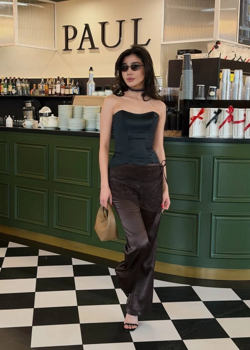 Брюки атласные женские с баской (р-р 42-44)