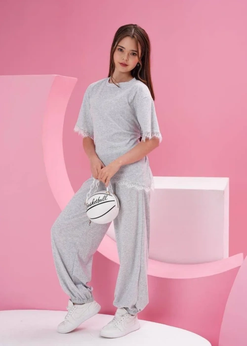 Костюм брючный для девочки (р-р 36-44)