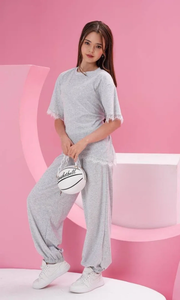 Костюм брючный для девочки (р-р 36-44)