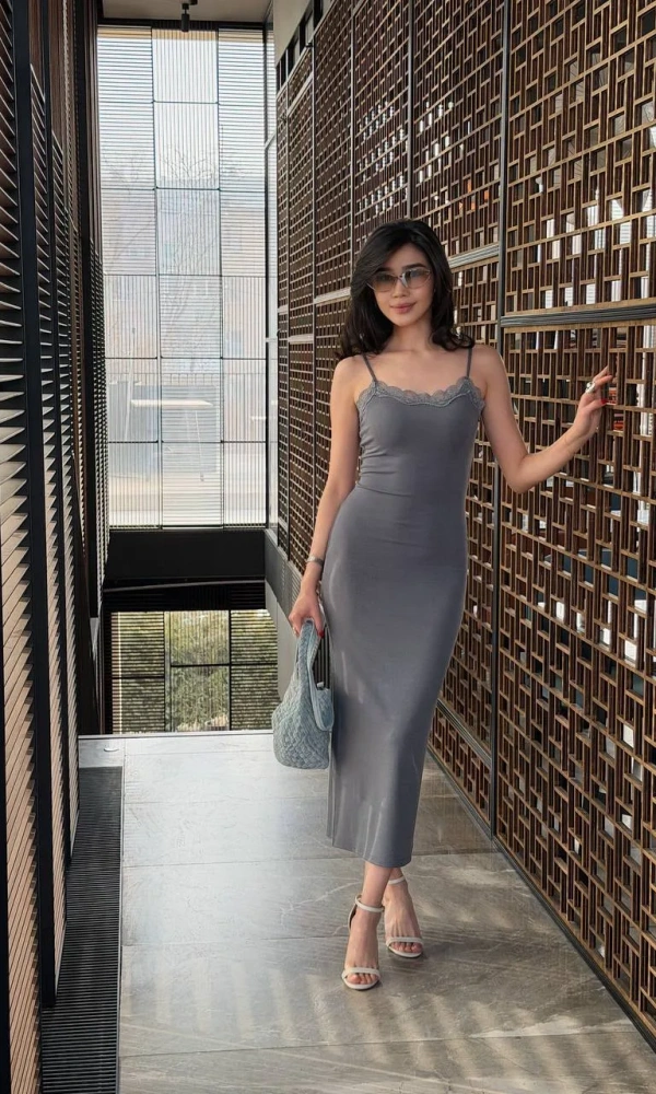 Платье женское на бретельках, с гипюром (р-р 42-44)