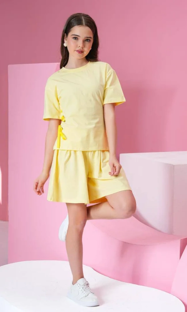 Костюм для девочки, футболка с завязками и шорты (р-р 36-44)