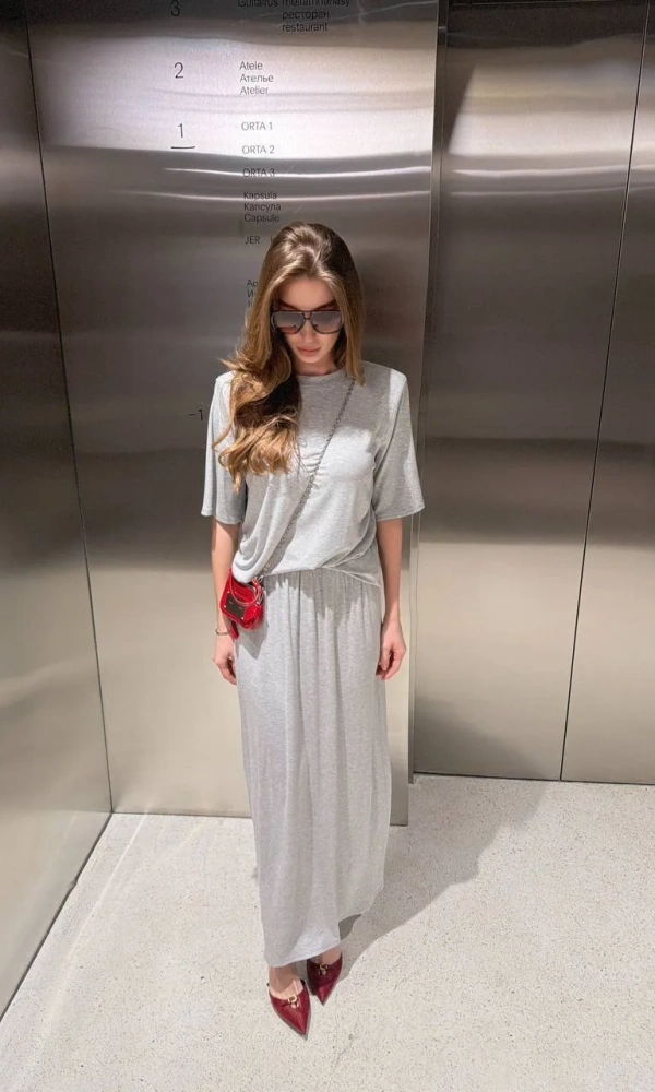 Костюм двойка с юбкой женский (р-р 42-44)