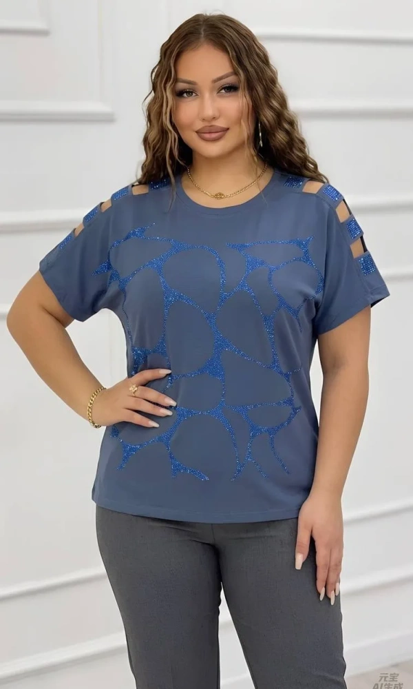 Футболка женская с открытыми плечами (р-р 52-58)