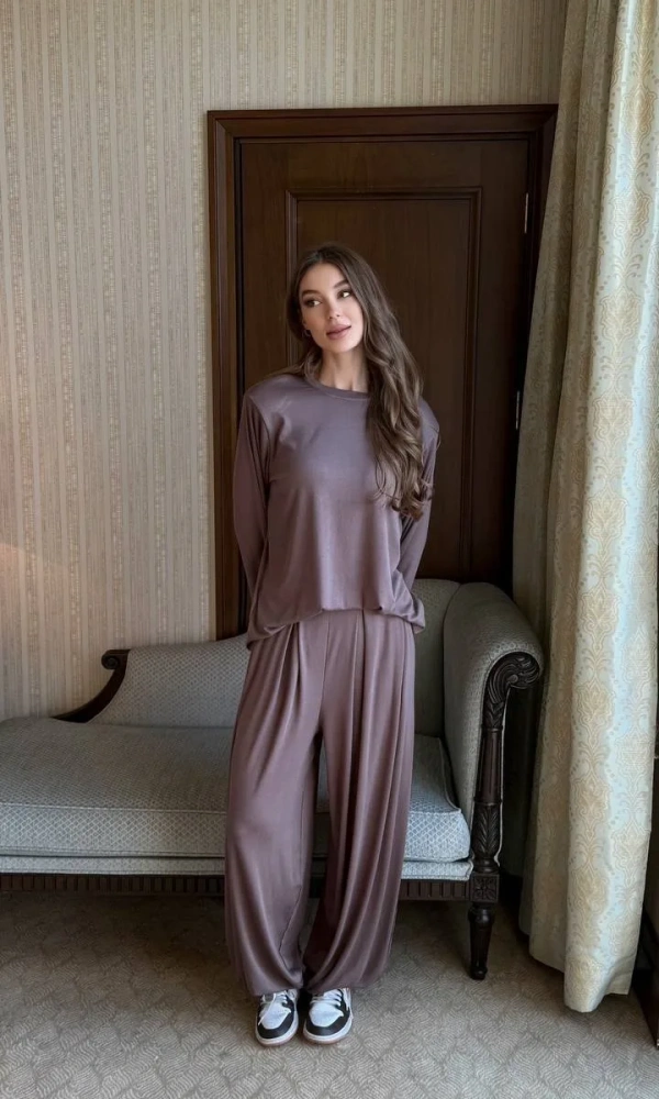 Костюм двойка с алладинами (р-р 42-44)