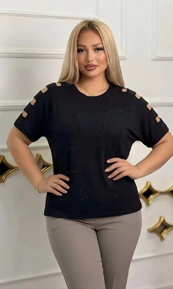 Футболка женская с открытыми плечами (р-р 52-58)