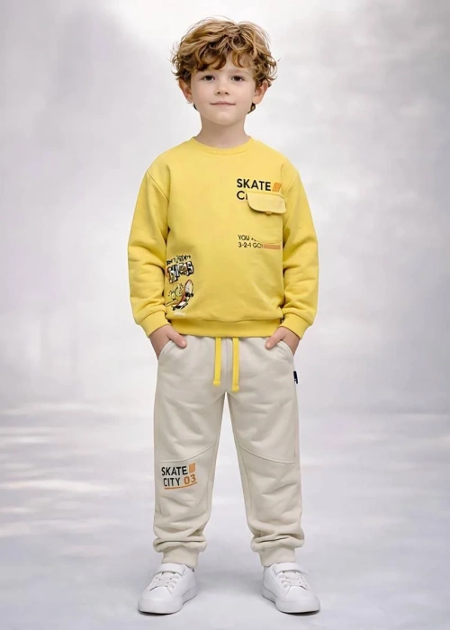 Костюм спортивный кофта и брюки для мальчика (р-р 4-6 лет)