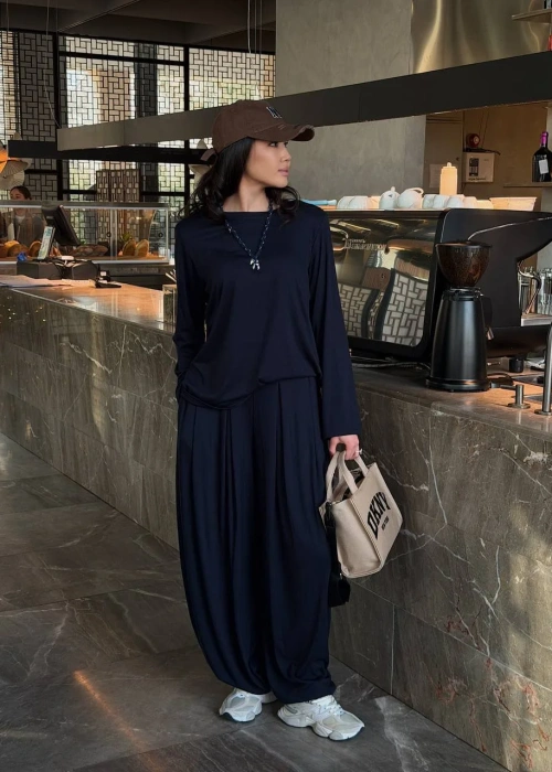 Костюм двойка с алладинами (р-р 42-44)