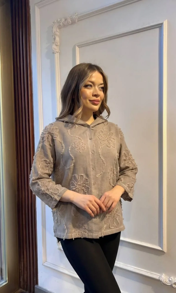 Жакет льняной с вышивкой женский (р-р 52-58)