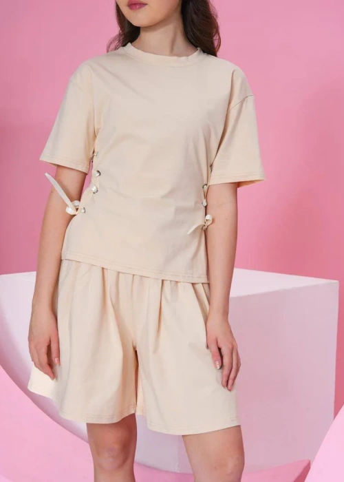 Костюм для девочки, футболка с завязками и шорты (р-р 36-44)