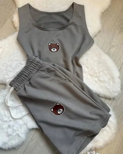 Женский спортивный костюм (р-р 40-44)