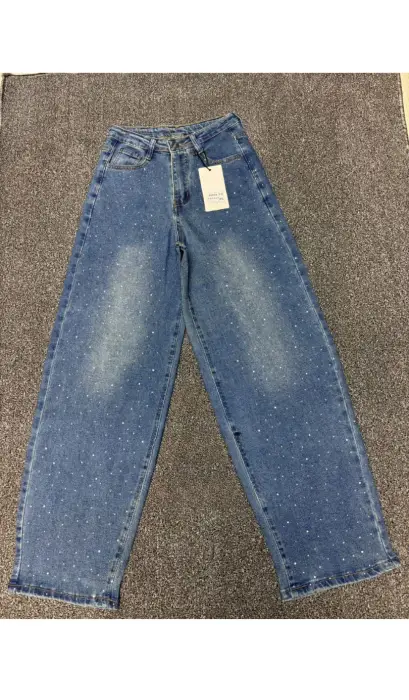 Джинсы- багги со стразами р-р 25-30