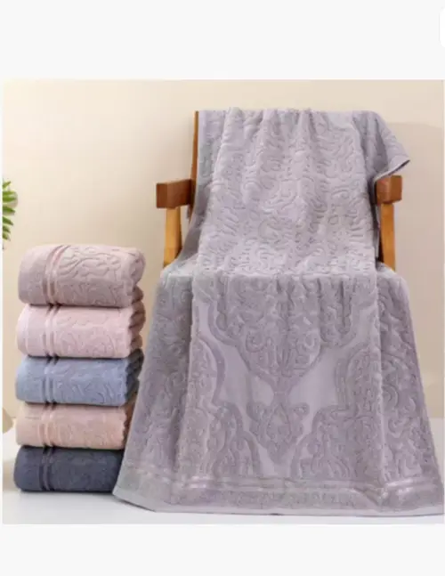 Полотенце банное с узорами махровое (70*140)