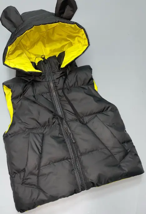 Жилет на девочку утепленный с ушками (р-р 86-110)