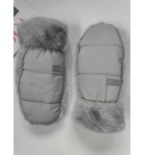 Варежки женские пушистые