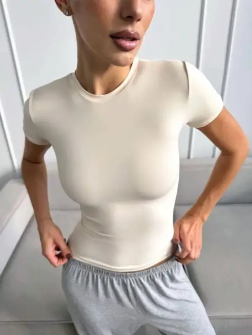 Футболка утягивающая моделирующая женская (р-р 42-44)