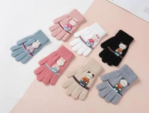 Перчатки для девочки и мальчика 5-8  лет
