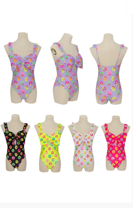 Купальник для девочки слитный с принтом пончики р-р 28-36