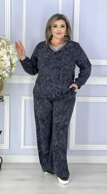 Костюм брючный на осень тесла больших размеров (р-р 50-56)