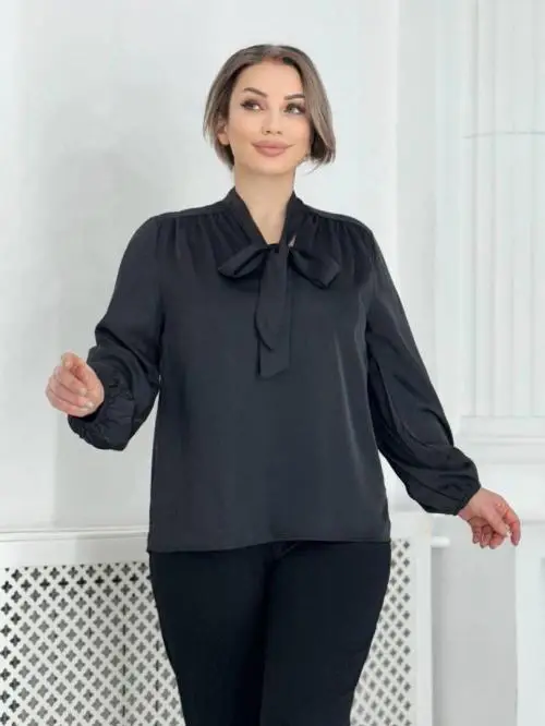 Блузка атласная с бантом р-р 50-56
