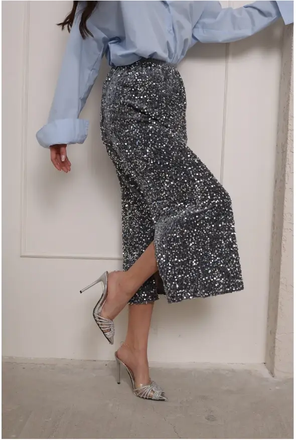 Юбка миди с пайетками р-р 44-48