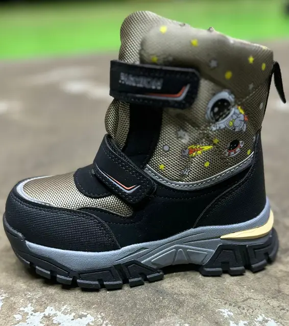 Ботинки для мальчика зимние мембрана (р-р 27-32)