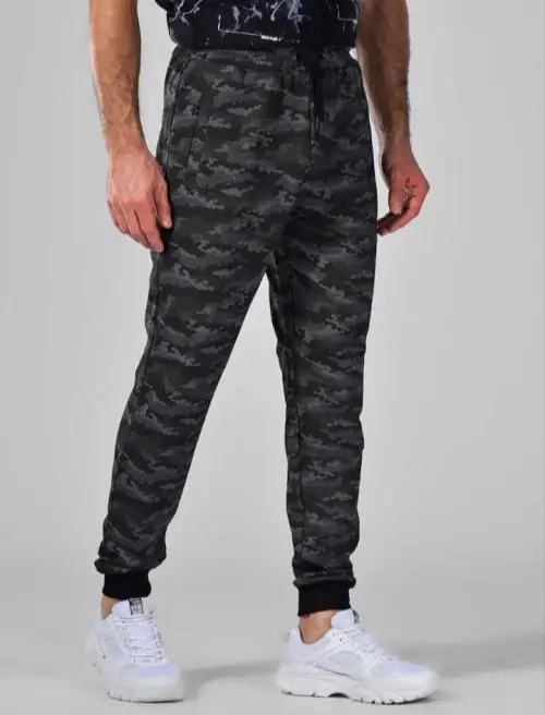 Брюки камуфляжные мужские р-р 48-56