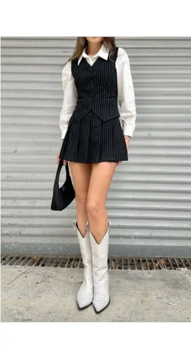 Костюм двойка с юбкой и жилеткой женский р-р 42-44