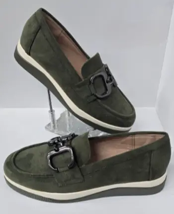 Легкие туфли лоферы на толстой подошве (р-р 36-41)