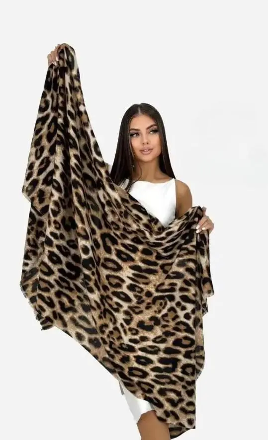 Платок кашемировый леопард (190*90)