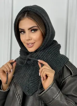 Капор женский вязаный (р-р 54-60)