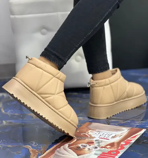 Ботинки женские короткие угги зимние с мехом дутики (р-р 36-41)