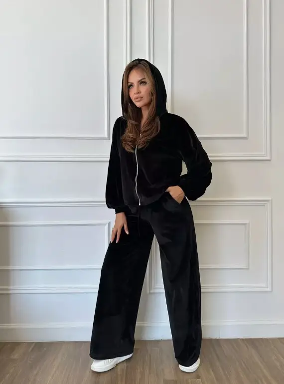 Костюм женский, бархатный оверсайз  ( р-р 42,44)