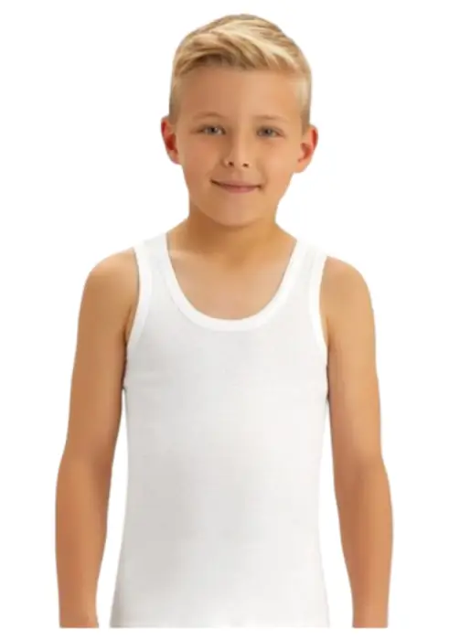 Майка белая на мальчика р-р 12-16 лет