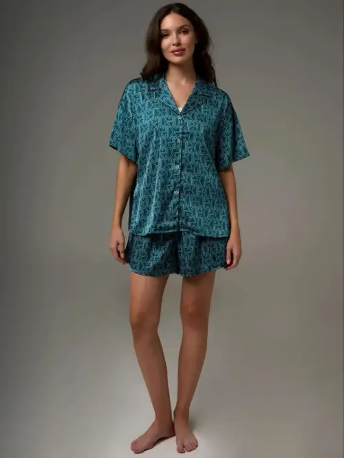 Пижама рубашка с шортами шёлковая женская (р-р 42-50)