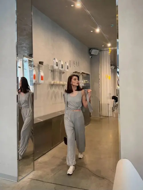 Костюм тройка женский (р-р 42-44)