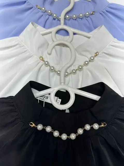 Блуза женская классическая с украшением на вороте ( р-р 42-48)