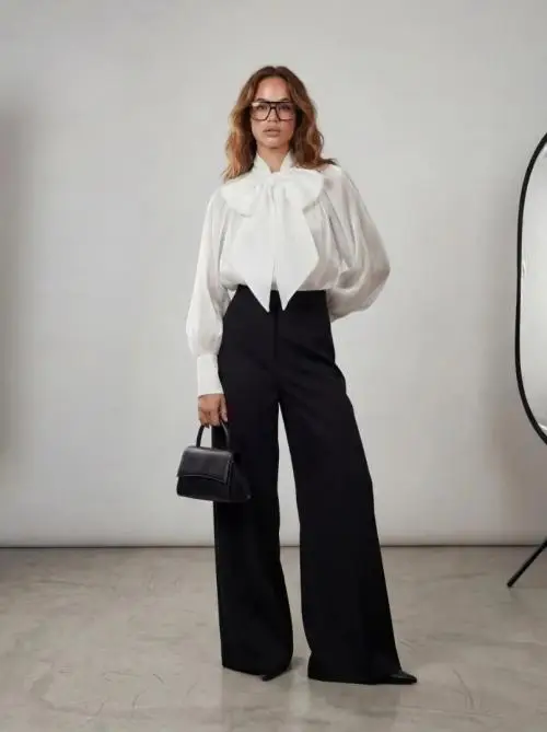 Блузка из органзы женская с бантом (р-р 42-44)