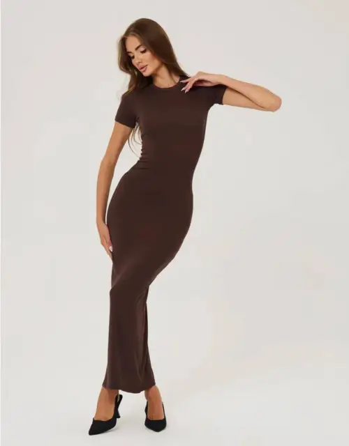 Платье макси базовое с коротким рукавом облегающее (р-р 42-44)