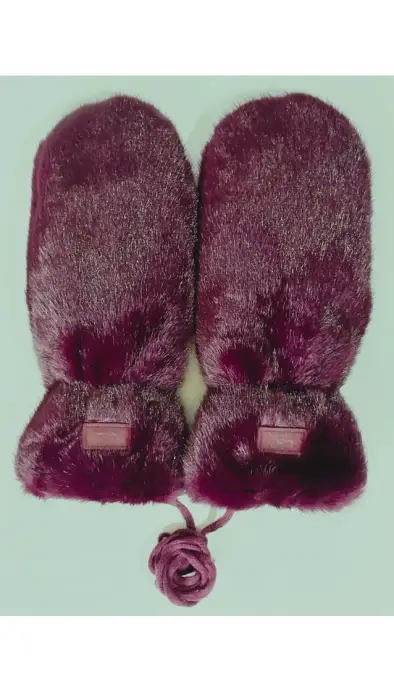 Варежки зимние меховые на веревочке яркие