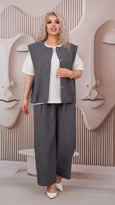 Костюм тройка женский (р-р 48-54)