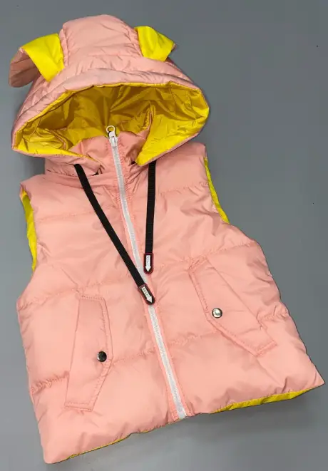 Жилет демисезонный утепленный для девочки с ушками (р-р 86-110)