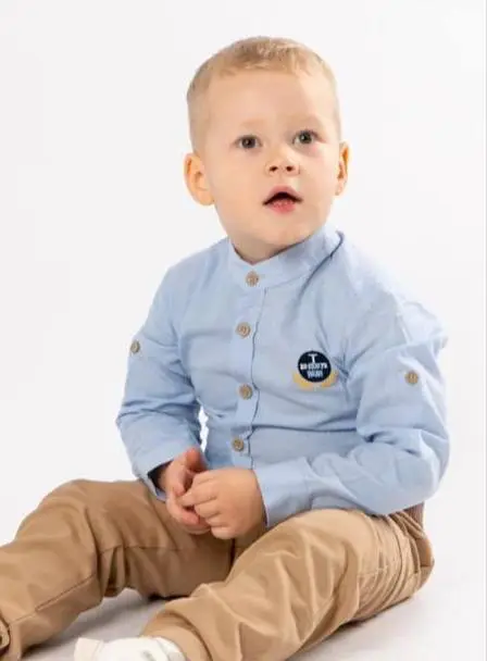 Костюм для мальчика рубашка+брюки р-р 6-9 лет